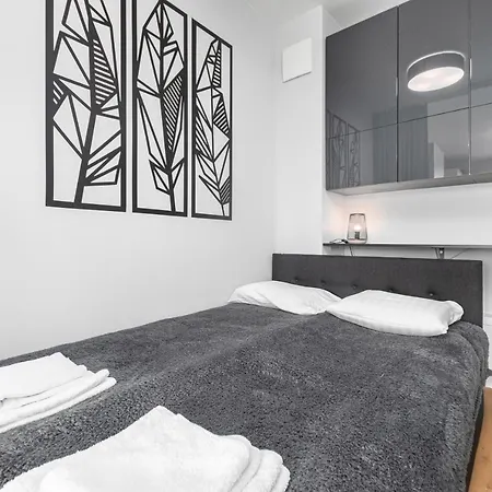 Dunikowskiego 6a * Varsó